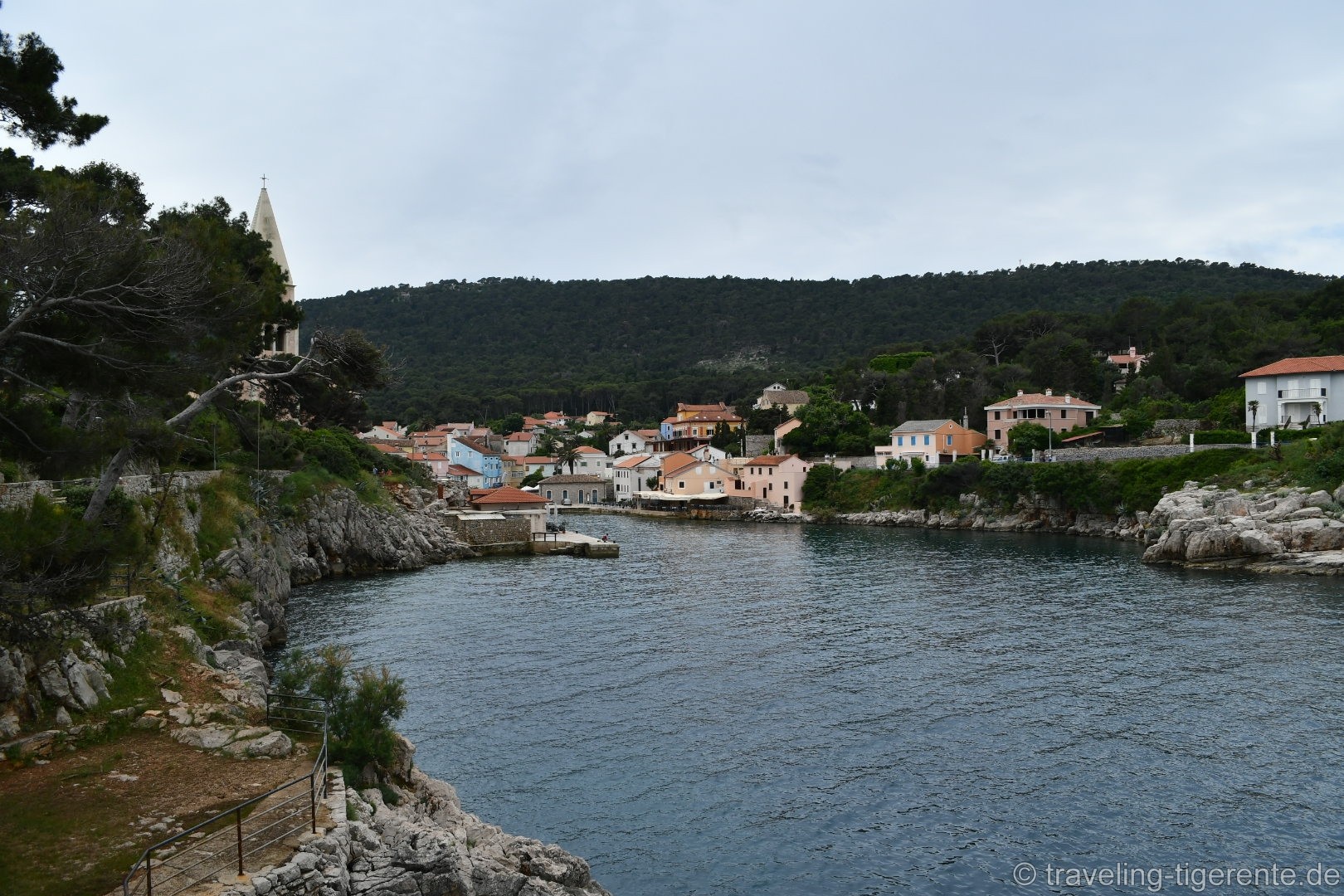 Blick auf das Örtchen Veli Lošinj.