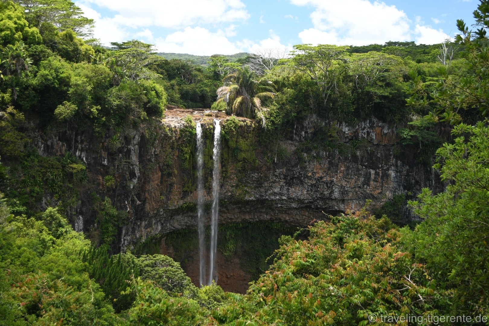 Die siebenfarbige Erde und der Cascade Chamarel